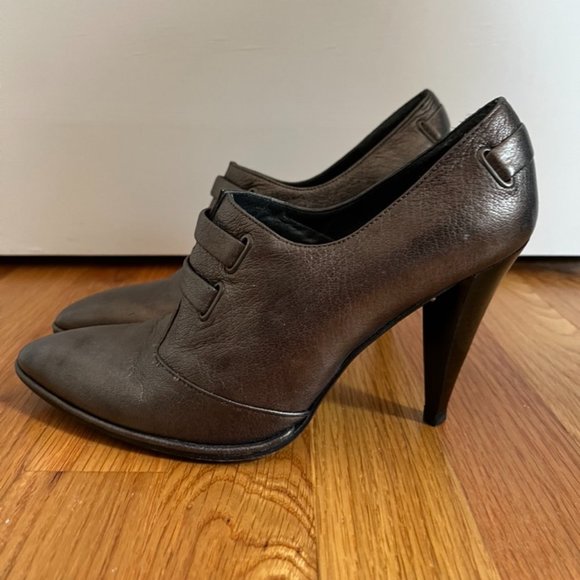 Stuart Weitzman  Metallic Bootie - 5.5 - Picture 5 of 11